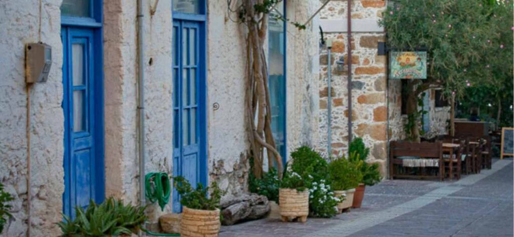 Airbnb in Paleochora
