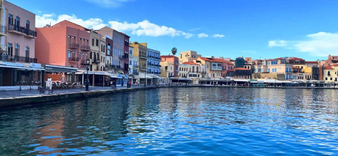 AREAS TO STAY IN CRETE - chania old town