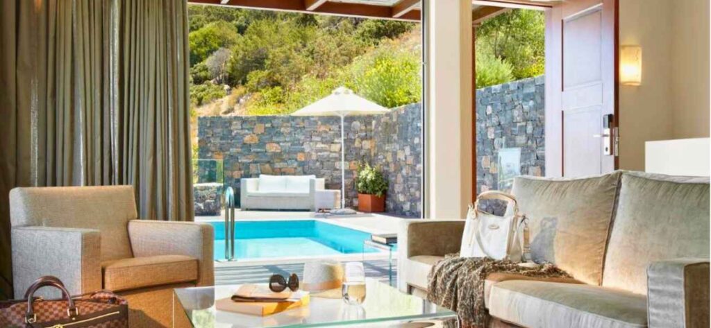 HONEYMOON HOTELS IN CRETE